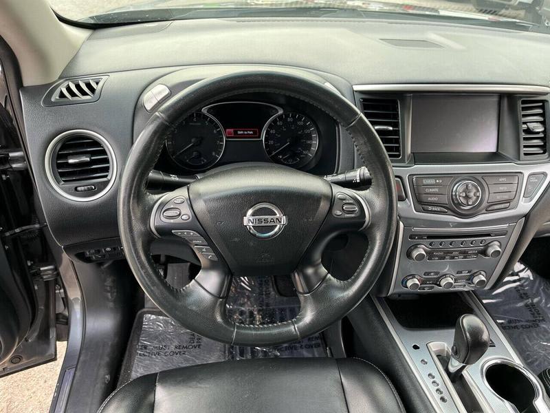 Nissan Pathfinder 2017 price $17,995