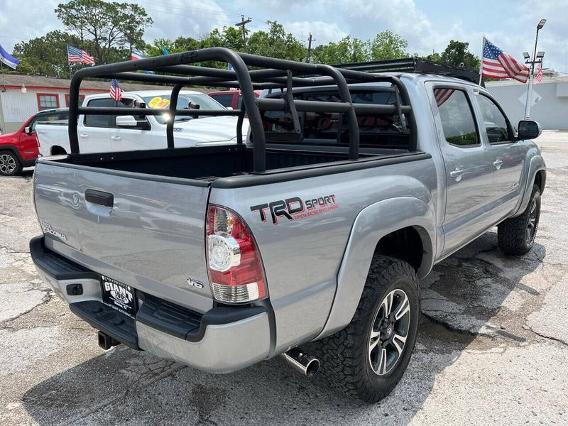 Toyota Tacoma 2015 price $21,995