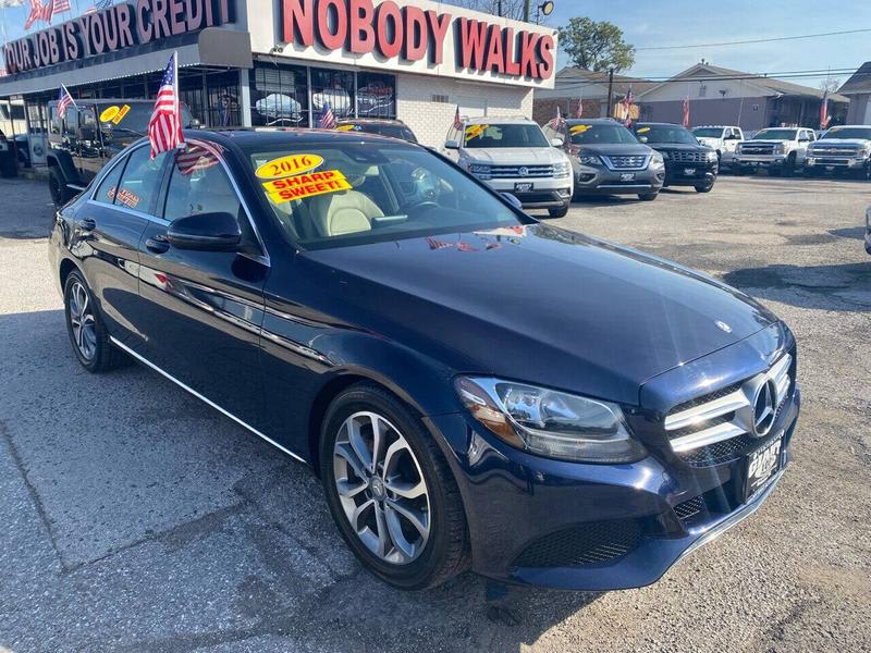 Mercedes-Benz C-Class 2016 price $22,995