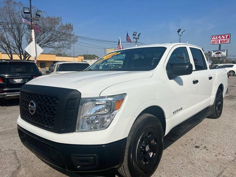 Nissan Titan 2018 price $19,995