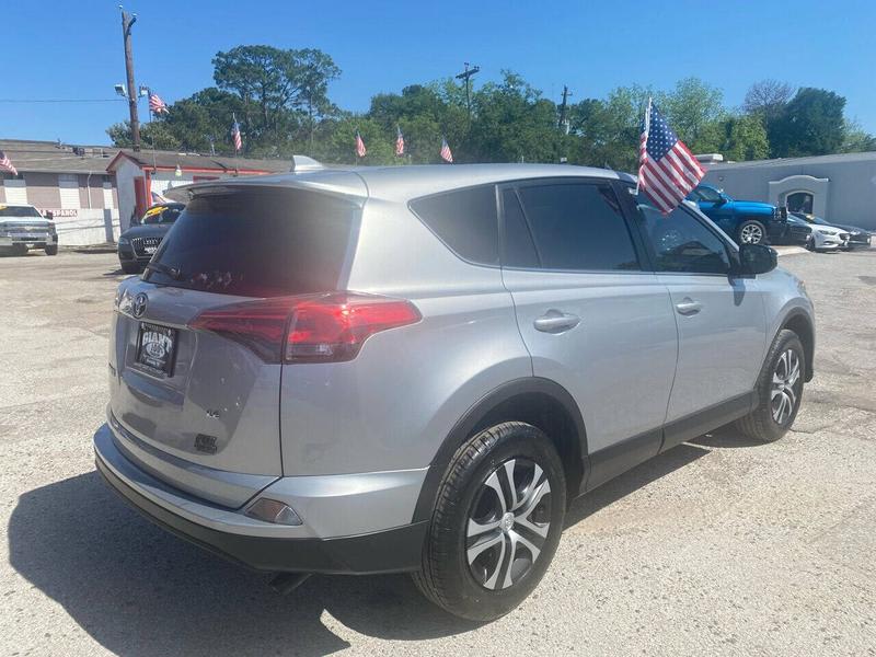 Toyota RAV4 2018 price $16,994