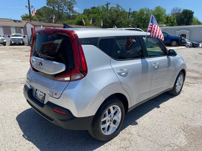 Kia Soul 2021 price $19,995