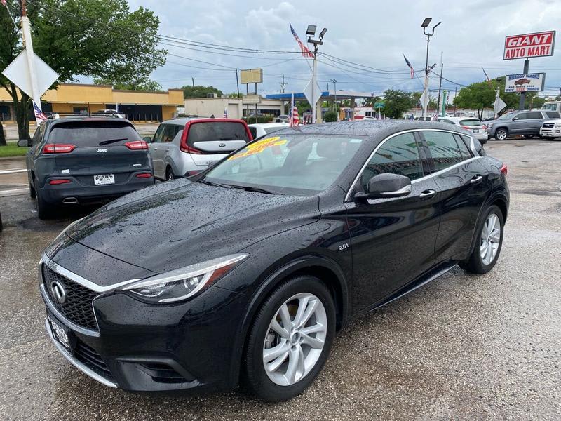 Infiniti QX30 2018 price $19,995