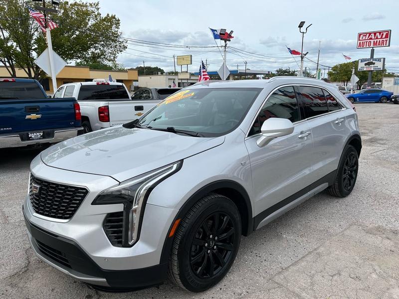 Cadillac XT4 2020 price $20,995