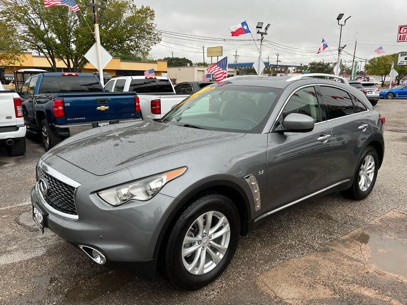 Infiniti QX70 2017 price $17,995