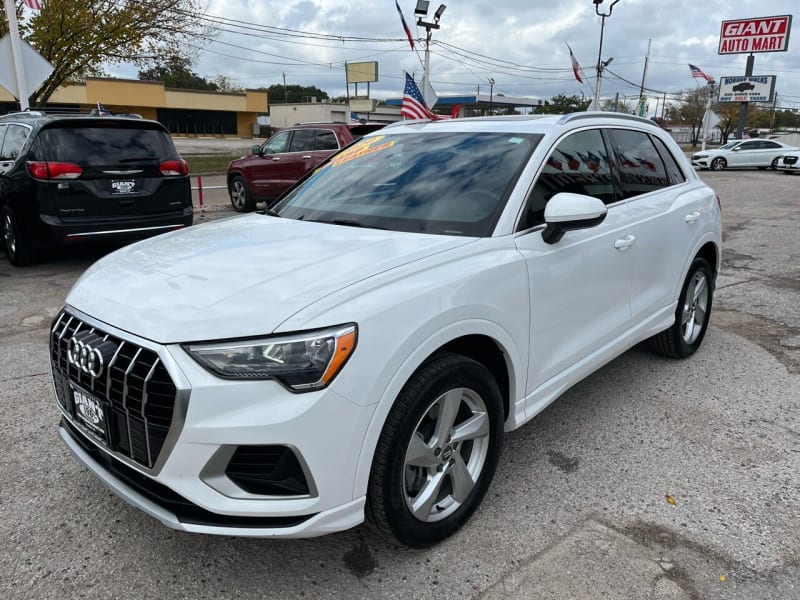 Audi Q3 2020 price $23,995