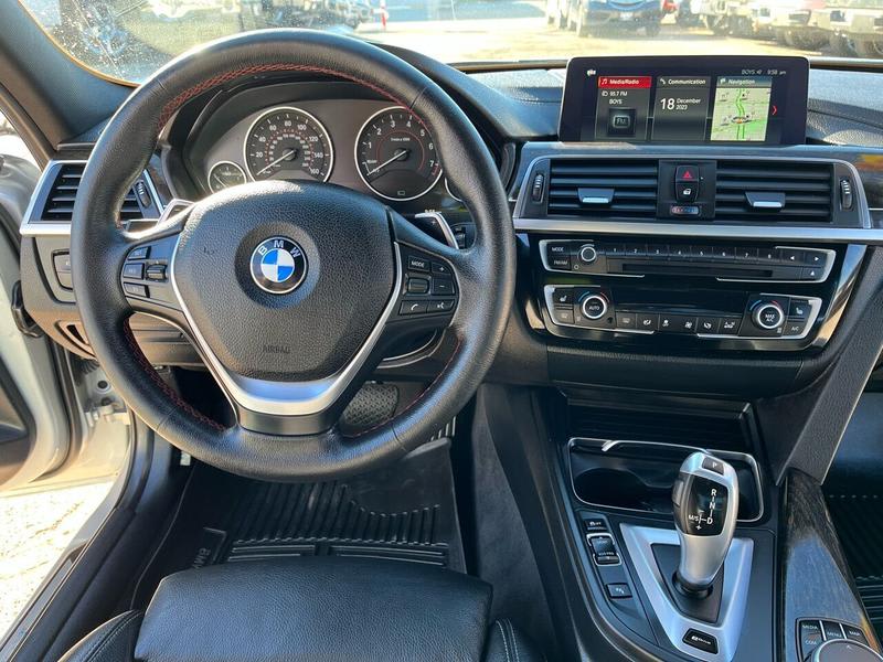 BMW 3 Series 2018 price $12,995