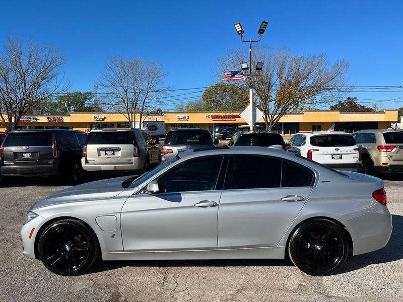 BMW 3 Series 2018 price $12,995