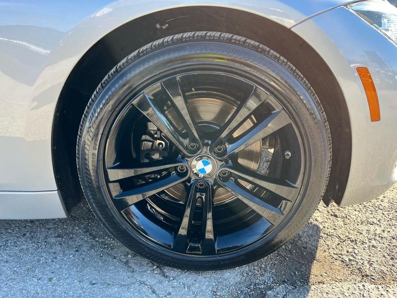 BMW 3 Series 2018 price $12,995