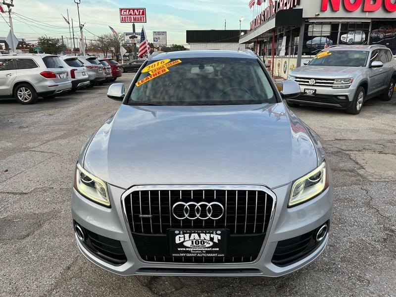 Audi Q5 2016 price $17,995