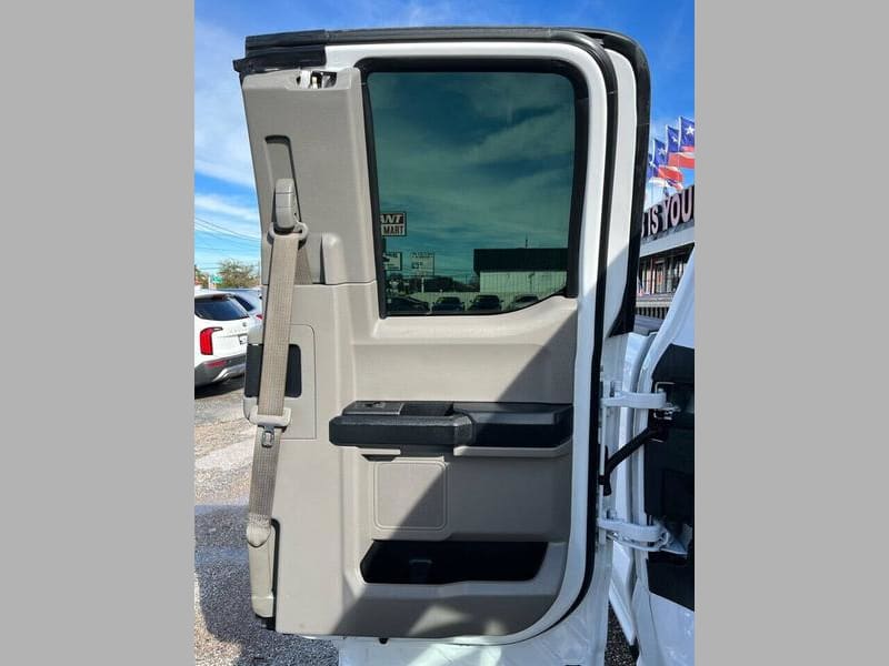 Ford F-250 Super Duty 2017 price $19,995