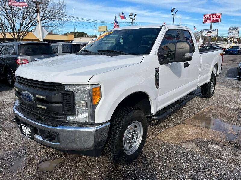 Ford F-250 Super Duty 2017 price $19,995