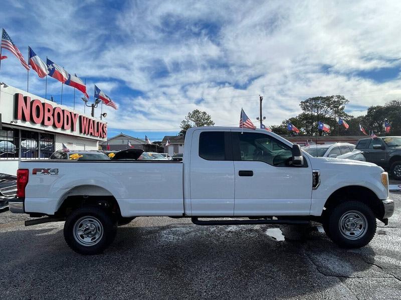 Ford F-250 Super Duty 2017 price $19,995