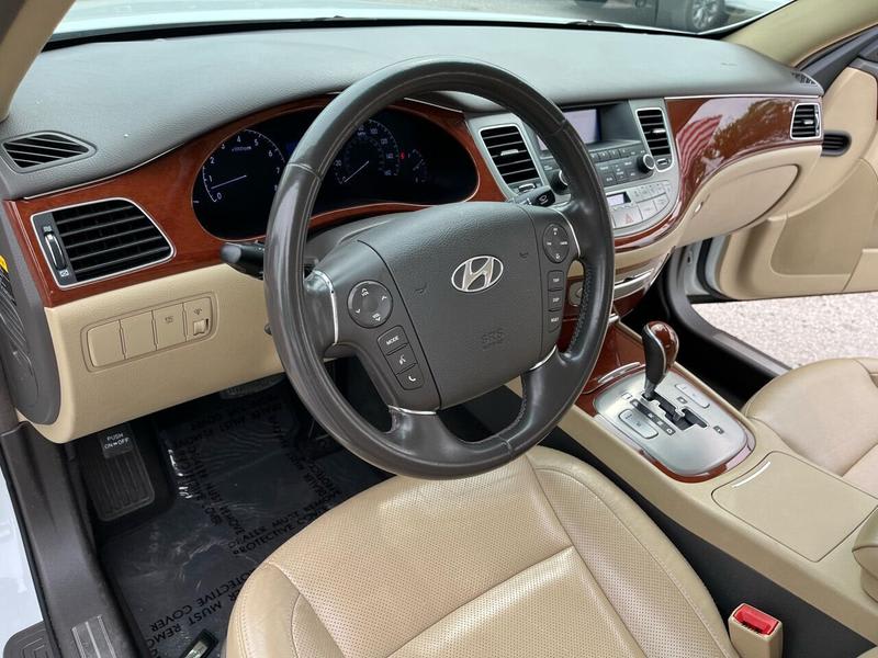 Hyundai Genesis 2013 price $11,995