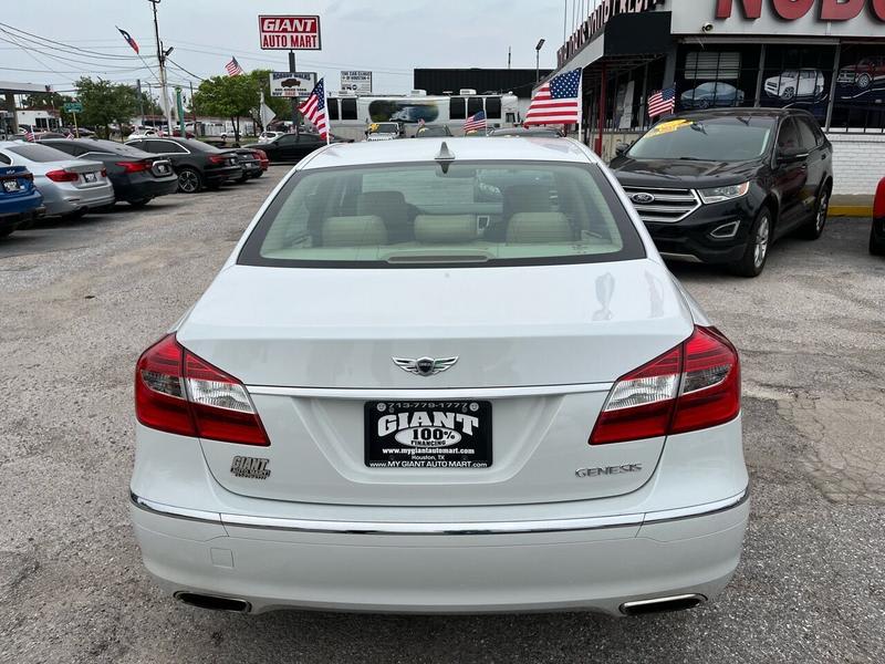 Hyundai Genesis 2013 price $11,995