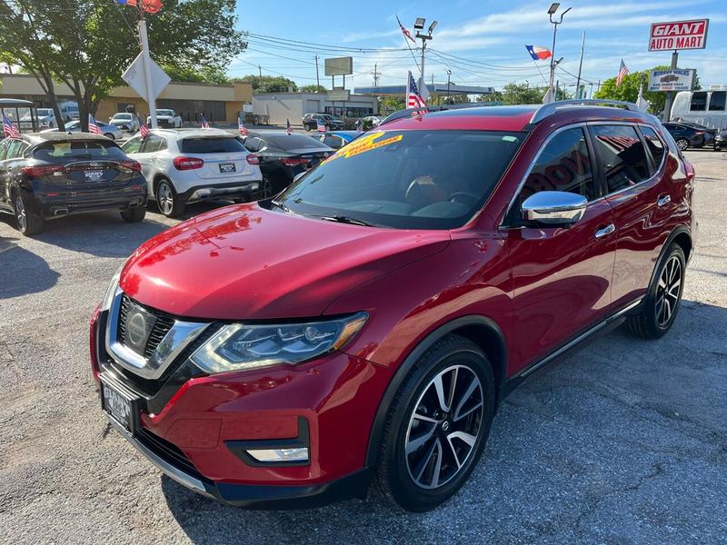 Nissan Rogue 2017 price $15,995