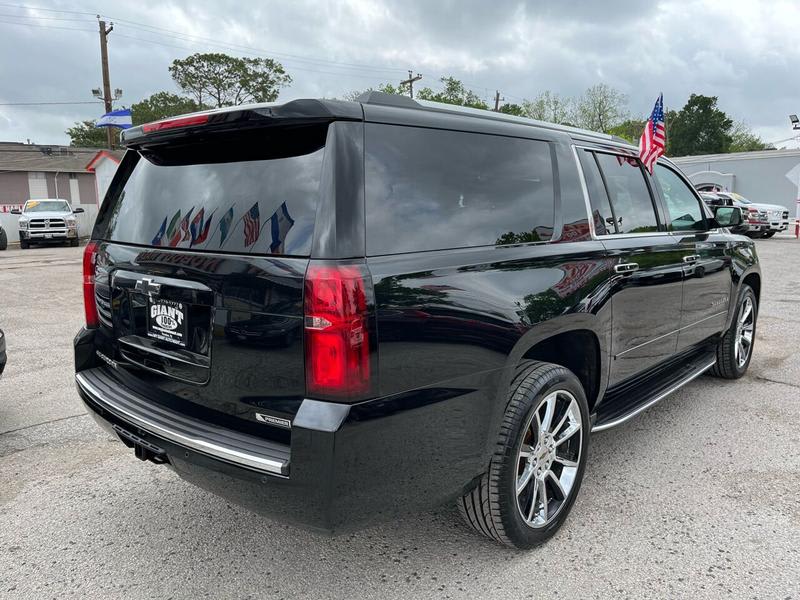 Chevrolet Suburban 2017 price $25,995