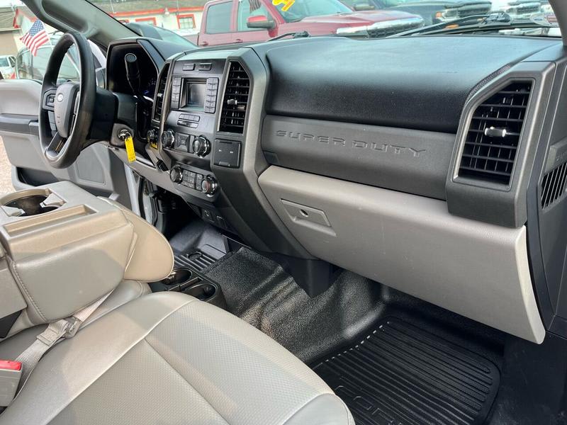 Ford F-250 Super Duty 2019 price $27,995