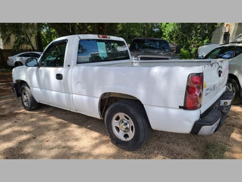 CHEVROLET SILVERADO 1500 2004 price $3,250