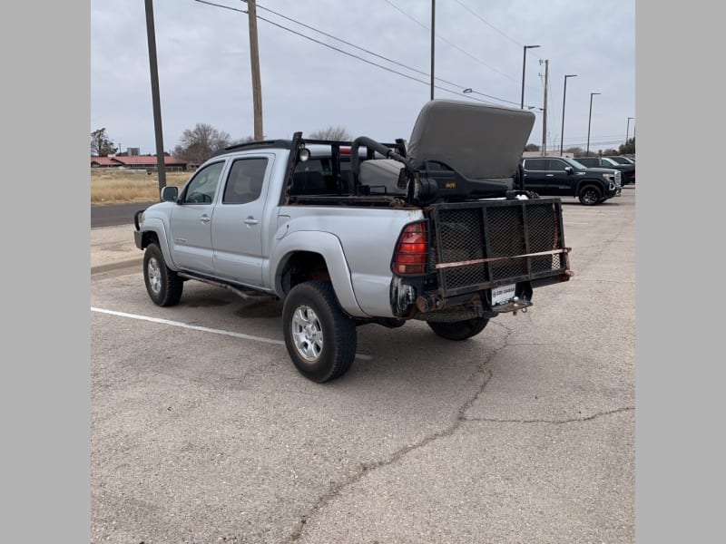 Toyota Tacoma 2006 price $15,450