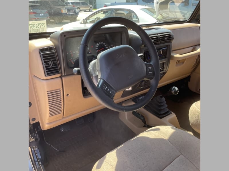 Jeep Wrangler 2002 price $11,000