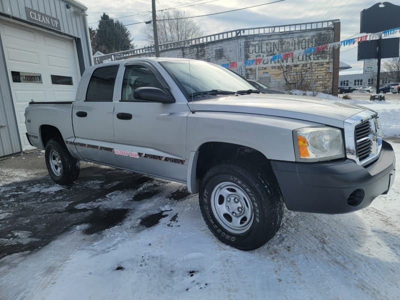 DODGE DAKOTA 2007 price $9,500