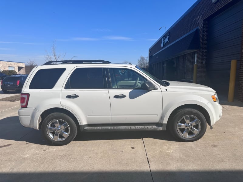 FORD ESCAPE 2009 price $5,998