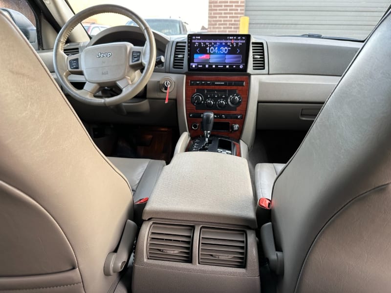 Jeep Grand Cherokee 2005 price $8,395