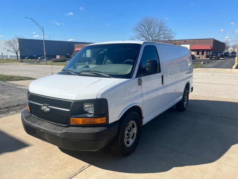 Chevrolet Express Cargo Van 2005 price $7,998