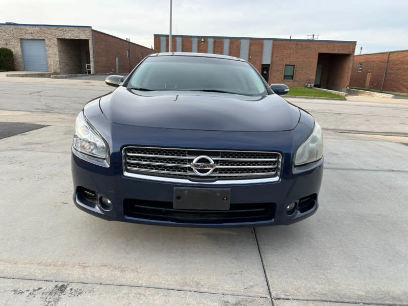 Nissan Maxima 2011 price $9,998