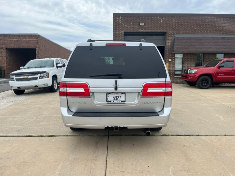 Lincoln Navigator 2014 price $13,695