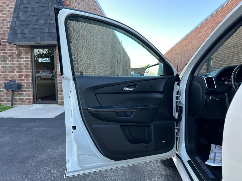 GMC Acadia 2012 price $10,995