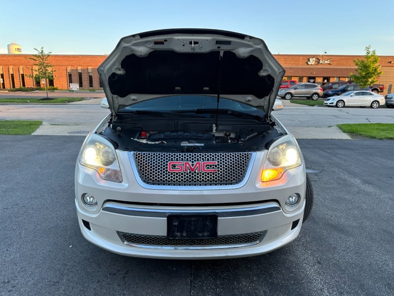 GMC Acadia 2012 price $10,995