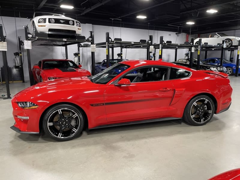 FORD MUSTANG 2021 price $39,900