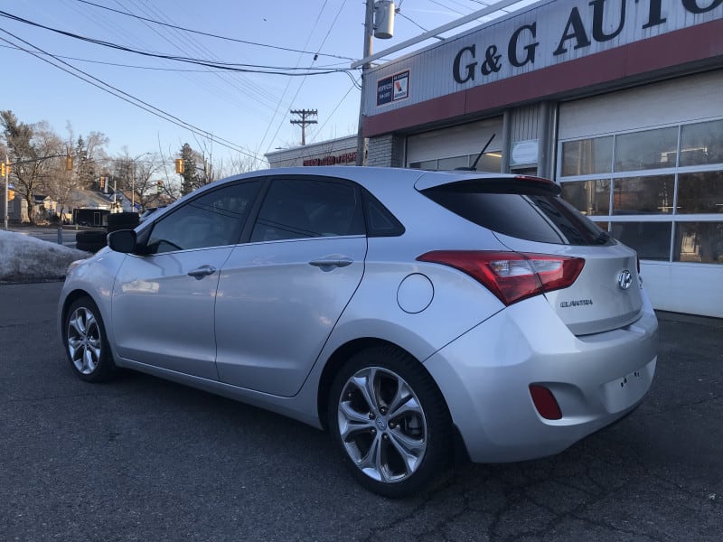 Hyundai Elantra 2013 price $11,995