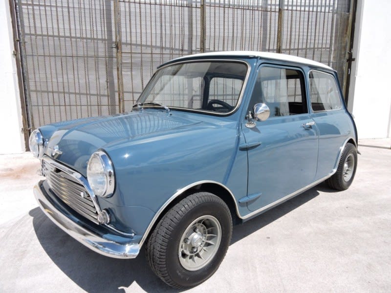 Morris Minor Mini Saloon 1960 price $26,900