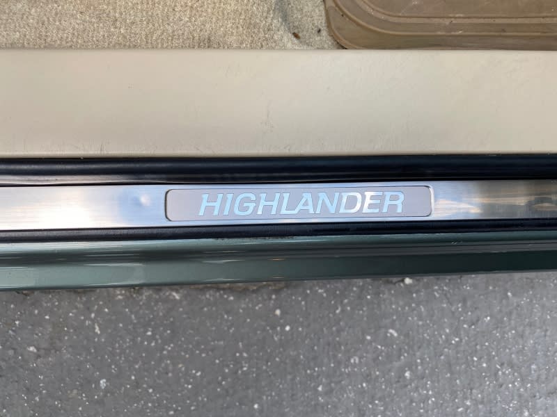 Toyota Highlander 2006 price $7,950