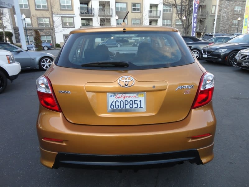 Toyota Matrix 2009 price $7,900