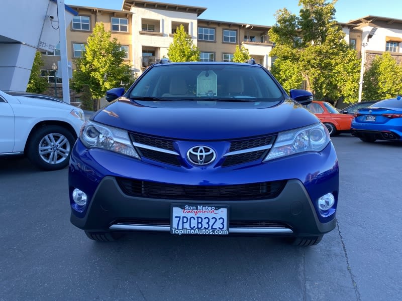 Toyota RAV4 2015 price $15,575