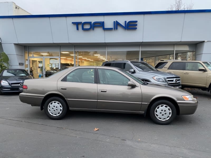 Toyota Camry 1998 price $5,875