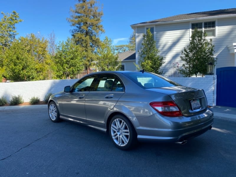 Mercedes-Benz C-Class 2009 price $14,875