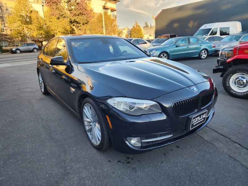 BMW 5-Series 2011 price $17,500