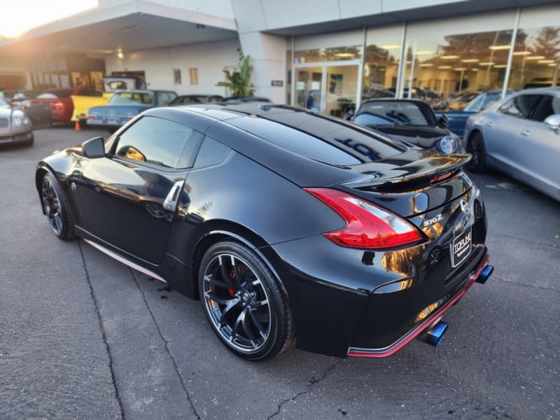 Nissan 370Z NISMO Tech 2016 price $39,950