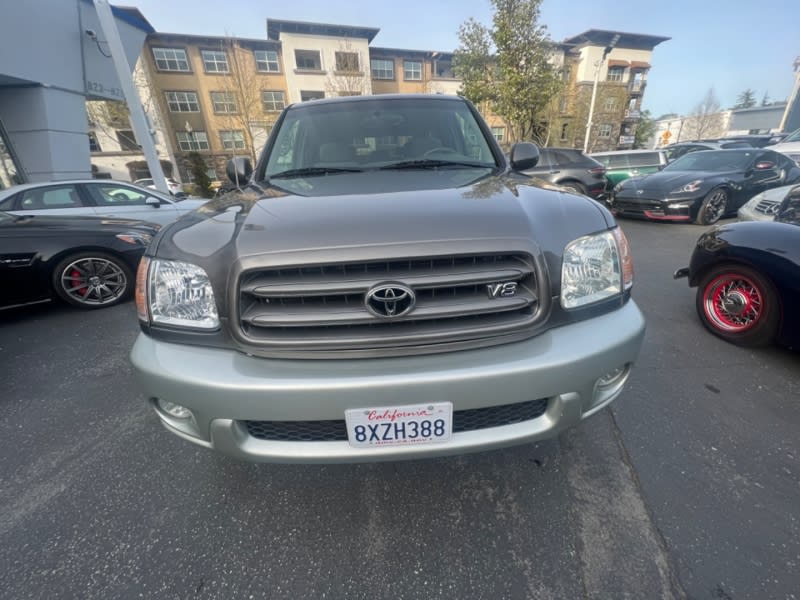 Toyota Sequoia 2003 price $7,800