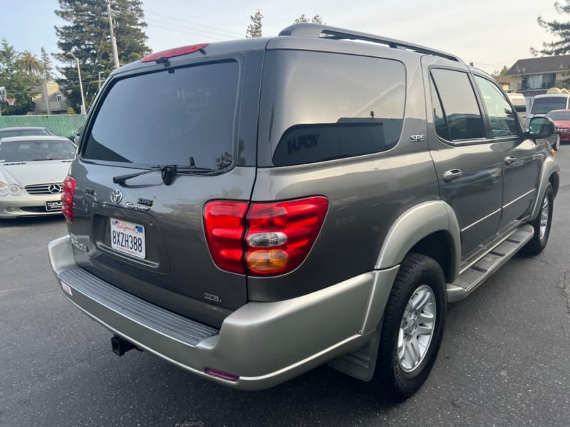 Toyota Sequoia 2003 price $7,800