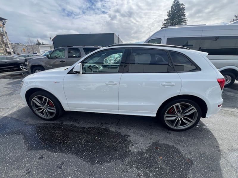 Audi SQ5 2016 price $22,700