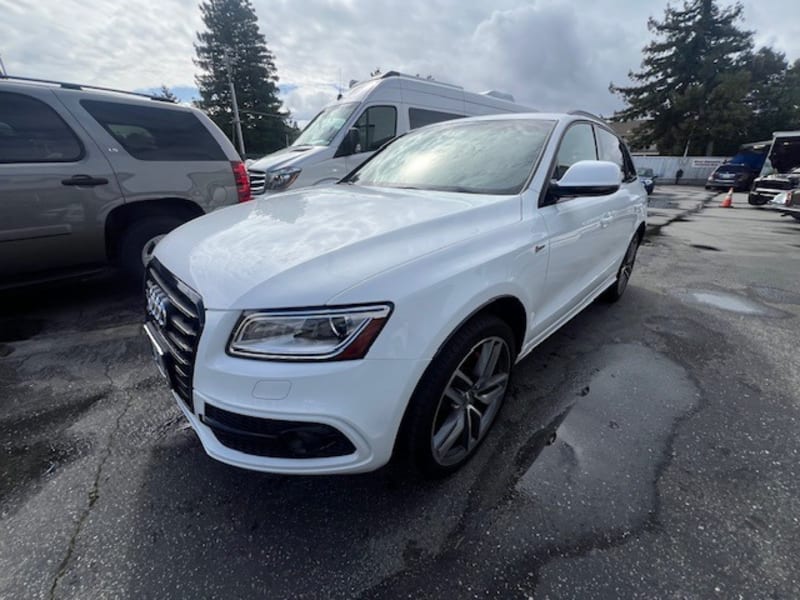 Audi SQ5 2016 price $22,700