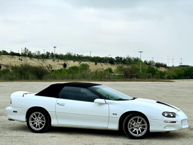 Chevrolet Camaro SS Convertible 2002 price $11,881