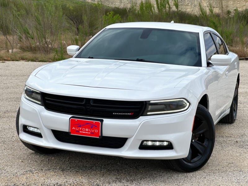 Dodge Charger 2018 price $13,997