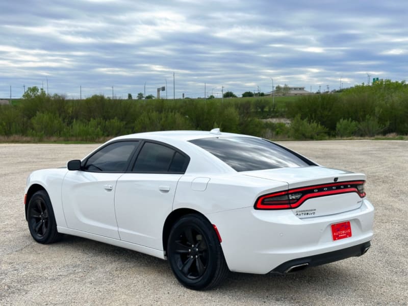 Dodge Charger 2018 price $13,997